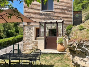 Hotels in Saint-Rome-De-Cernon